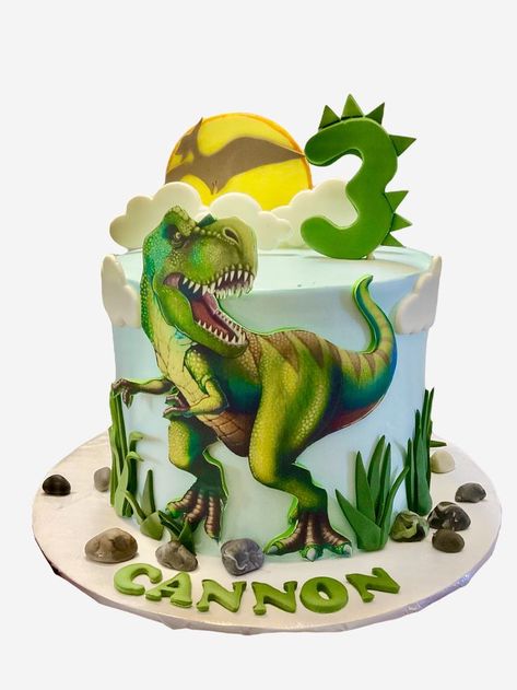 #trex #birthday #birthdaycake #celabration #cake #cakeidea #birthdayideas #gold #birthdaydecor #food #dessert #filter #happybirthday #kids #dinosaur #lopezcakes Dinosaur Cakes For Boys, Trex Birthday, Sea Birthday Party Decorations, Dinasour Birthday, Dino Birthday Cake, T Rex Cake, Dinosaur Birthday Cake, Truck Birthday Cakes, Dinosaur Birthday Theme