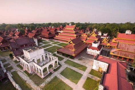 Mandalay Palace, Burmese Architecture, Myanmar Country, Naypyidaw, Travel Architecture, Burma Myanmar, Royal Palace, Mandalay, Country Art