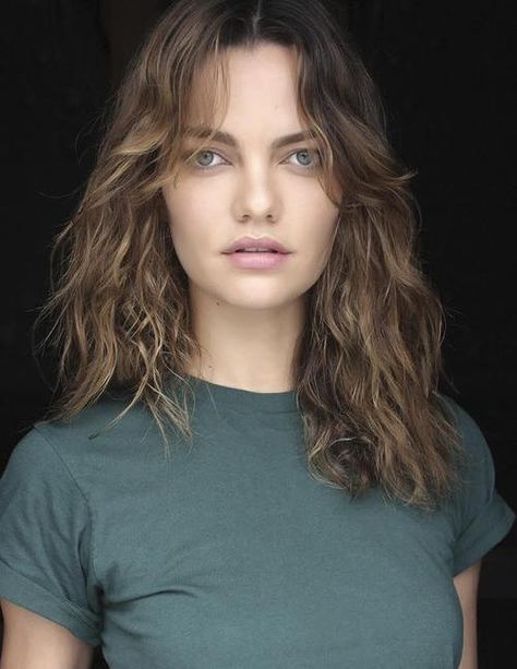 Barbara Fialho - Model Profile - Photos & latest news Barbara Fialho, Victoria Secret Models, Grace Elizabeth, Model Profiles, Dark Brown Hair Color, Armani Beauty, Img Models, Australian Models, Modeling Career