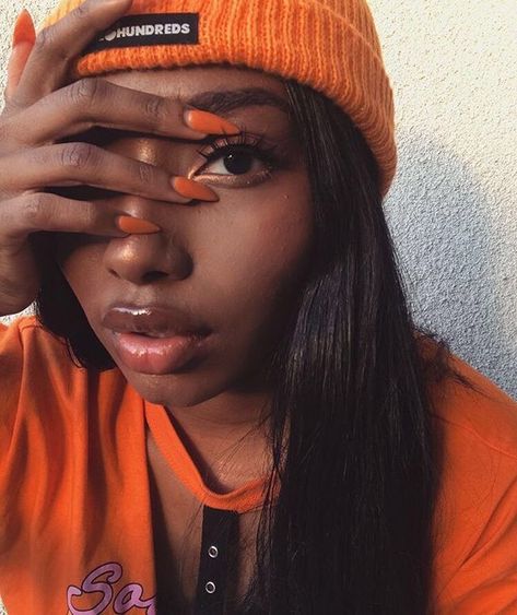 Melanin and orange 😍😍😍🇬🇧🇬🇧😍😍😍 - - #melanin #brightcolours #wigs #besthair #bundles #blackgirlsrock #onpointhair #longhair #blackbeauty #hairgoals - - #inspired #rawhair #fulll Dark Skin Nail Color, Dark Skin Beauty, Diy Beauty Hacks, Orange Nails, Girls Nails, Brown Skin, Black Nails, Beauty Inspiration, Black Print