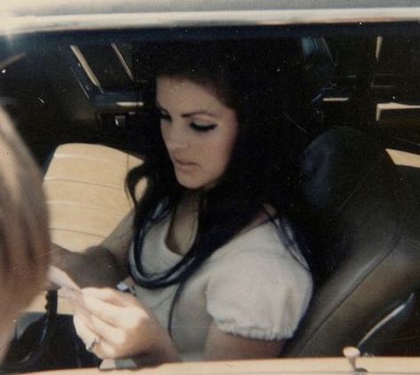 Priscilla Presley, Video Editor, A Car, Peace And Love, Tools