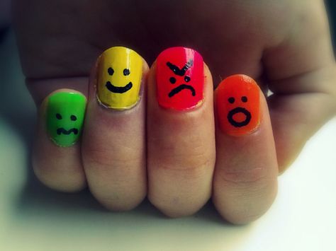 FACES scale Smiley Face Nail Art, Smiley Face Nails, Face Nail Art, Sophisticated Nails, Face Nails, Nail Art Pictures, Angry Face, Movie Theaters, Beauty Salons