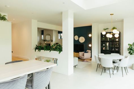 A 1930s House With a Broken-plan Family Space | Houzz UK Broken Plan Living, 1930s House, Own Style, Somerset, House Tours, Crescent, How To Plan, Living Room