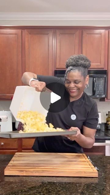 Cooking At Pam’s Place on Instagram: "How to make leftover Popcorn Crispy again!   #popcorn #cookingathome #cookingatpamsplace #fyp #share #cookingtime #cookingvideo #cookingtips #recipes #cookingreels" Leftover Popcorn, Popcorn Recipes Easy, Popcorn Recipes, Cooking Videos, Kitchen Tips, Dessert Ideas, Kitchen Hacks, Yummy Recipes, Cooking Time