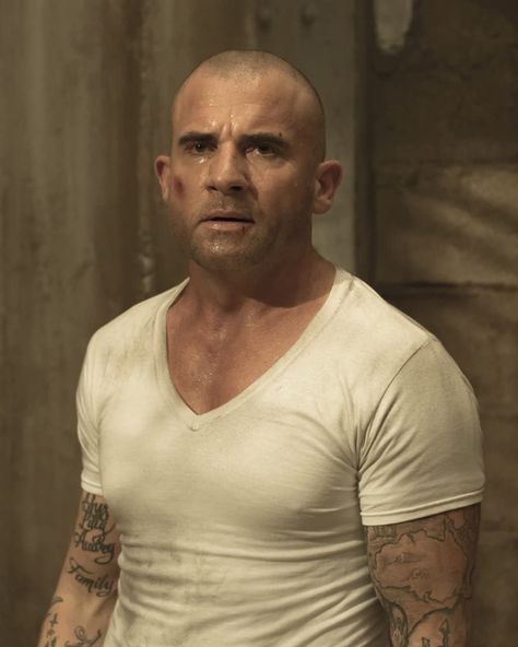 Dystopian Prison, Lincoln Prison Break, Prison Break 5, Prison Break 3, Lincoln Burrows, Thomas Wolfe, Sarah Wayne Callies, Michael Scofield, Dominic Purcell