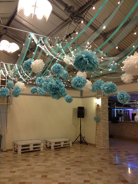 Diy Ceiling Decor, Decor For Party, Blue Decorations, Blue Wedding Decorations, Tiffany Party, Romances Ideas, Diy Ceiling, Quinceanera Party, Ceiling Decor