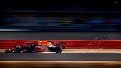 red bull #f1 #hd #cars #1080P #wallpaper #hdwallpaper #desktop Bulls Wallpaper, Car Side View, Red Bull F1, F1 Wallpaper Hd, British Grand Prix, Racing Art, 1080p Wallpaper, Wallpaper Dekstop, 1% Wallpaper