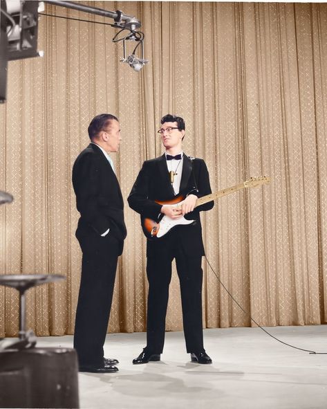 Ritchie Valens, Ed Sullivan Show, Ed Sullivan, 50s Rockabilly, Buddy Holly, Recorder Music, Rhythm And Blues, Music Legends, Gospel Music