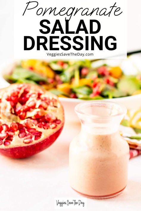 Vegan Mediterranean Diet, Pomegranate Salad Dressing, Pomegranate Dressing, Pomegranate Vinaigrette, Vegan Mediterranean, Dips Recipes, Pomegranate Recipes, Vegan Holiday Recipes, Pomegranate Salad