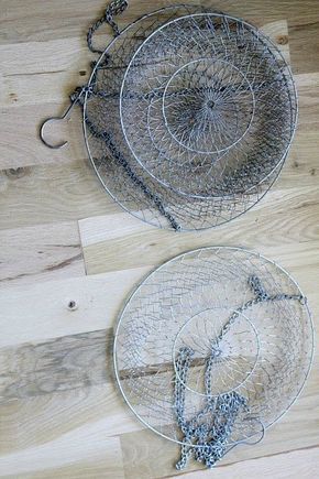 This is such a cool idea! Repurpose Crystals From Chandelier, Hanging Lights Diy Creative, Wire Chandelier Diy, Wire Lampshade Diy, Diy Crystal Chandelier Ideas, Chandelier Crystals Repurposed, Diy Crystal Chandelier, Hanging Crystals Diy, Chandelier Diy Crystal