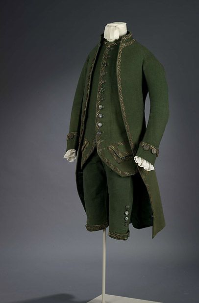 Formal suit, 1770s England, Royal Ontario Museum 18th Century Mens Fashion, Fashion History Timeline, 1700 Fashion, Royal Ontario Museum, 18th Century Costume, 18th Century Clothing, Silver Embroidery, 18th Century Fashion, Formal Suit