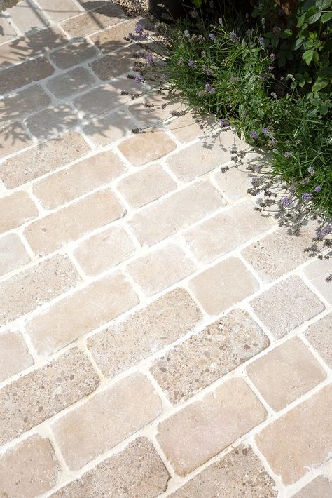 Outdoor Paving | Garden Patio Tiles | Quorn Stone Page 2 Stone Paving Ideas, Outdoor Limestone, Limestone Garden, Quorn Stone, Indoor Tiles, Paving Garden, Cobblestone Patio, Limestone Patio, Full Garden