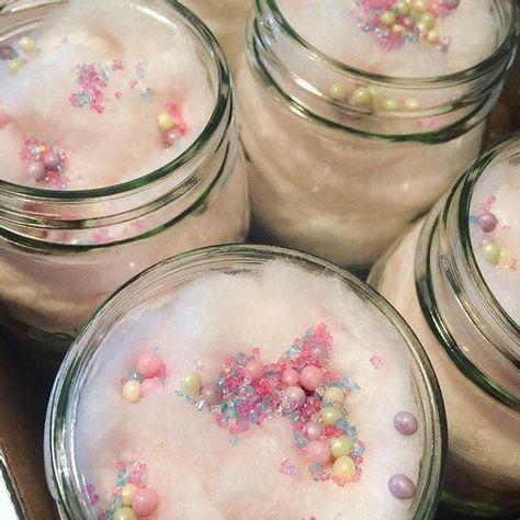 Cotton Candy Bags, Cotton Candy Flavors, Cotton Candy Business, Cotton Candy Ideas, Cotton Candy Favors, Cotton Candy Wedding, Candy Flavors, Mason Jar Candy, Mason Jar Favors