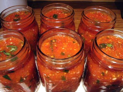 Basil Garlic Tomato Sauce Canning, Roasted Pasta Sauce For Canning, Roasted Garlic Spaghetti Sauce, Garlic And Herb Pasta, Canning Pasta, Canned Sauces, Canning Pasta Sauce, Canning Turkey, Different Pasta Sauces