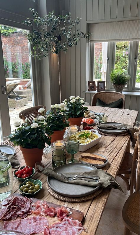 Lydia Millen Home, Lydia Elise Millen House, French Countryside Kitchen, French Countryside Home, Lydia Millen, Countryside Kitchen, Lydia Elise Millen, Farm Dining Table, Cotswolds Cottage