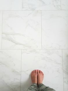 Choosing (faux) Carrara Marble Floor Tile for the Bathroom - the sweetest digs Marble Tile Bathroom Floor, Carrara Bathroom, Carrara Marble Floor, Carrara Marble Bathroom, Marble Porcelain Tile, Carrara Tiles, Marble Bathroom Floor, Porcelain Tile Bathroom, Carrara Marble Tile