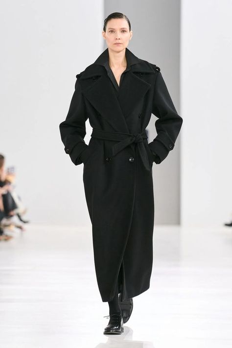 Max Mara Fall 2024 Ready-to-Wear Fall Winter Fashion Trends, Max Mara Coat, Chic Coat, Summer 2025, Unique Outfit, Everyday Fashion Outfits, Fashion Trends Winter, Fashion Now, Fashion Fall