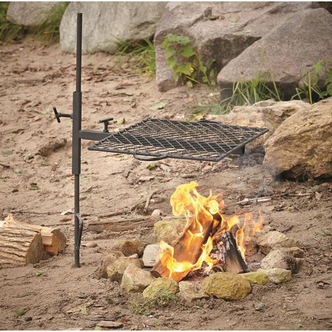 Fire Pit Recipes, Portable Campfire, Campfire Cooking Equipment, Barbeque Design, Barbeque Grill Design, Camping Cooking Set, Camp Stoves, Campfire Grill, Cool Welding Projects