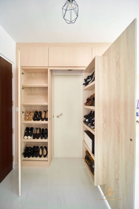 Shoe Storage Cabinet With Doors, Shoe Storage Door, Shoe Cabinet Entryway, Hallway Makeover, Kitchen Shelf Decor, Shoe Cabinets, Entryway Shoe Storage, Flat Ideas, Entryway Storage