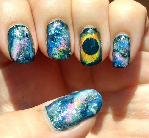 Solar Eclipse Nail Art! Solar Eclipse Inspired Nails, Solar Eclipse Nails Design, Eclipse Nail Art, Eclipse Nails Design, Solar Eclipse Nail Art, Solar Eclipse Nails, Eclipse Nails, 2024 Eclipse, April Nails