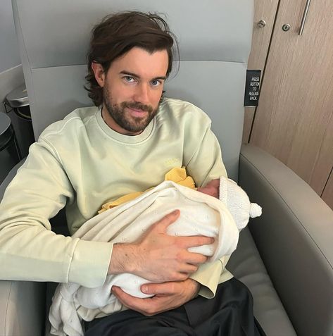 JACK Whitehall has been criticised by social media fans after he posted a video with his newborn baby. The comedian, 35, welcomed his first child with partner, Roxy Horner, just last week – but has already raised eyebrows with his parenting antics. Jack took to social media to share an adorable clip where he was […] Jack Whitehall, The Comedian, English Men, Raised Eyebrow, Dance With You, Baby Names, Parenting Hacks, Roxy, A Video