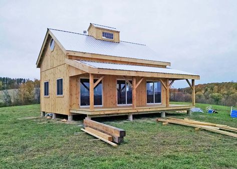 Jamaica Cottage, Timber Frame Cabin, Plan Garage, Timber Cabin, Small Wooden House, Frame Cabin, Cabin Kits, Rustic Home Design, Timber Frame Homes