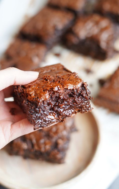 Chewy Mochi Brownies - Couple Eats Food Recipes Using Mochiko Flour, Mochi Brownies Recipe, Mochiko Flour Recipes, Mochi Brownie Recipe, Vegan Mochi, Mochi Brownies, Chocolate Cheesecake Bites, Butter Mochi, Mochi Recipe