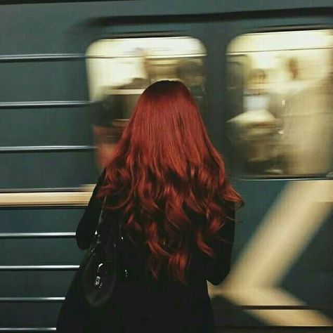 Straight Red Hair Aesthetic, Harriet Manners, Red Hair Aesthetic, Flame Hair, Natalia Romanova, Red Hair Inspo, Dark Red Hair, Look At The Moon, Hair Aesthetic