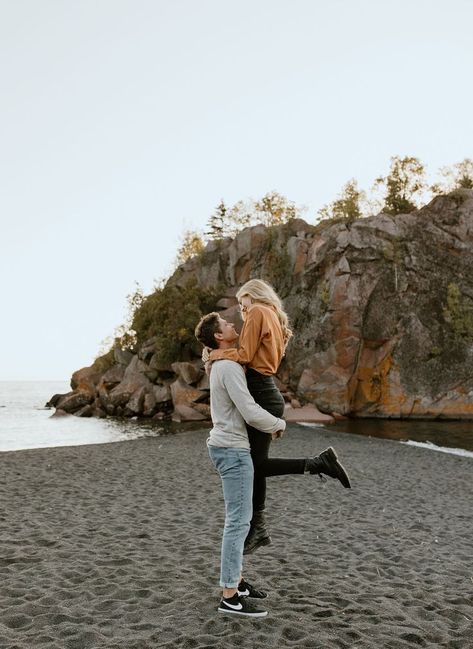 Mountain Engagement Photos, Outdoor Engagement Photos, Black Beach, Engagement Inspo, Mountain Engagement, Black Sand Beach, Matching Couple Outfits, Couple Beach, Outdoor Photos