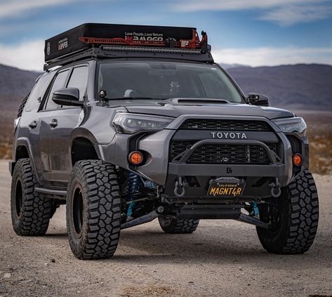 Forerunner Toyota, Toyota 4runner Trd Off Road, 4 Runner Blacked Out, Modified 4runner, 2022 4runner Trd Off Road, Mecha Beetle, Toyota Forerunner, Overland 4runner, 4runner Generations