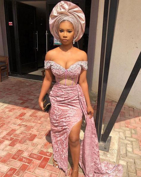 Nigerian Aso Ebi Styles, Bridesmaid Asoebi, Naija Dresses, Nigerian Asoebi, Nigerian Clothes, Asoebi Styles Lace, Ankara Inspiration, Asoebi Dress, Guest Wedding Dress