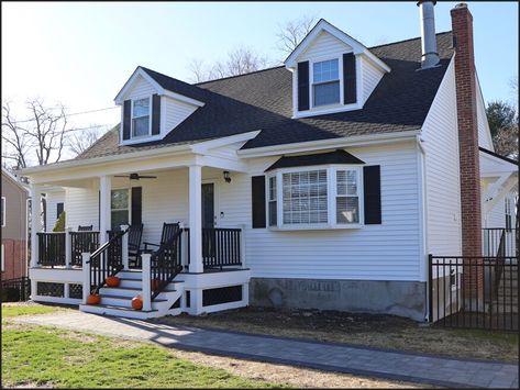 Sprucing Up a Cape With a Front Porch | JLC Online Stair Layout, Cape Cod House Exterior, Modern Cape, Cape Style Homes, Roof Sheathing, Deck Framing, Clapboard Siding, Concrete Stairs, Cape House