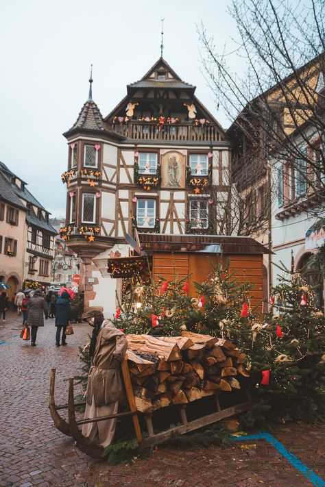 Colmar Christmas Market-101 Colmar Christmas, German Houses, Christmas In Europe, Best Christmas Markets, Alsace France, Christmas Events, Timber House, Christmas Markets, Craft Markets