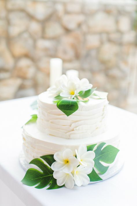 Small Tropical Wedding Cake, Frangipani Wedding, Textured Wedding Cakes, Wedding Cake Setting, Tropical Wedding Cake, Wedding Planner App, Wedding Cake Ideas, Tropical Bridal, Cake Inspo