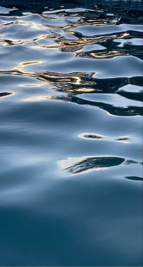 Close Up Water Photography, Water Surface Photography, Water Reference, Water Reflection Photography, Ocean Reflection, Water Paintings, Ocean Waves Photography, Sea Surface, Water Photos