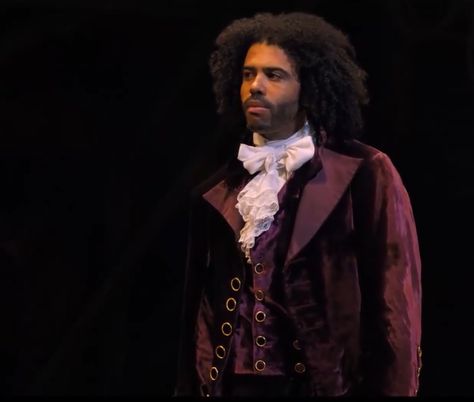 Daveed Diggs Lafayette, Hamilton Thomas Jefferson, David Diggs, Hamilton Jefferson, Hamilton Pfp, Thomas Jefferson Hamilton, Hamilton Characters, Jefferson Hamilton, Hamilton Cast