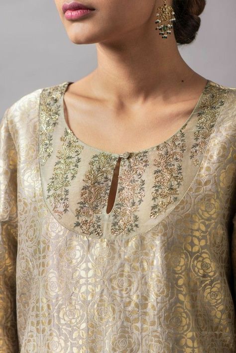 Good Earth Suits, Good Earth Kurta, Good Earth Clothing, Necklines For Kurtis, Neck Design Ideas, Churidar Designs, Lace Dress Design, Simple Kurta Designs, Designer Kurti Patterns