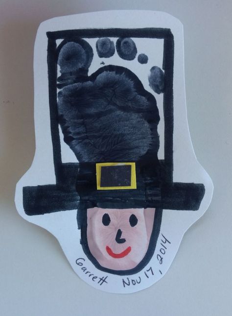 Pilgrim Crafts, Pilgrims And Indians, Thanksgiving Crafts For Toddlers, Thanksgiving Crafts Preschool, November Crafts, Thanksgiving Projects, Footprint Crafts, Baby Art Projects, Thanksgiving Preschool