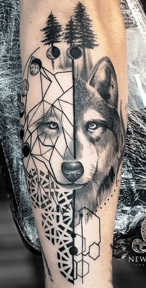 Tattoo Ideas Geometric, Wolf Head Tattoo, Wolf Pack Tattoo, Watercolour Tattoo Men, Howling Wolf Tattoo, Shen Long Tattoo, Wolf Tattoo Ideas, Geometric Wolf Tattoo, Small Wolf Tattoo