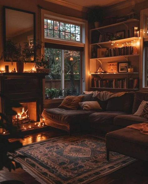 Houses Living Room, Room Oasis, Cozy Living Room Warm, Autumn Bedroom, Navy Living, Cozy Ideas, Apartment Vibes, Creative Living Room, Dark Living Rooms