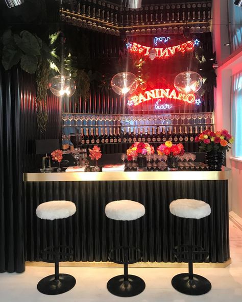 Fully stocked Martini bar. The first new Fiorucci store is open. 39 Brewer Street, Soho, London. #Fiorucci #LFW #Soho #London Disco Bar, Martini Bar, Nightclub Design, Disco Style, Pop Up Bar, Architecture Magazine, Italo Disco, Spatial Design, Event Poster Design