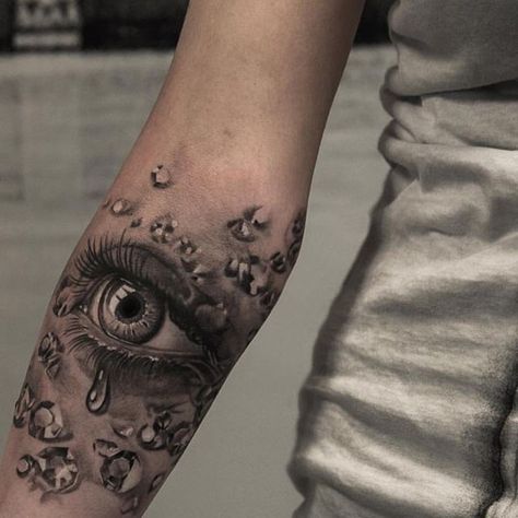 ➰ Tattoo Artist Wallpaper, Tattoo Artist Outfit, Tattoo Artist Photography, Tattoo Artist Aesthetic, Tattoo Artist Quotes, Makeup Artist Tattoo, Tattoo Artist Business Cards, 3d Tattoo Ideas, People Tattoo