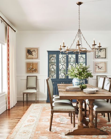 Tori Rubinson, Colonial Dining Room, Transitional Dining Room, Classic Dining Room, Traditional Dining Rooms, Dining Room Style, Dining Room Makeover, Traditional Dining Room, Up House