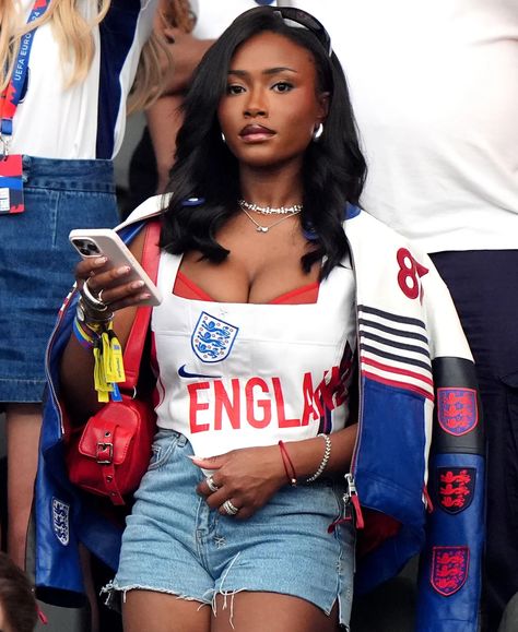 The Euros may be over, but fashion’s football fever lives on | Vogue Business Wags Outfits Football, Tolami Benson, Wag Fashion, English Football Teams, Versace Mini Dress, Manifest 2024, Fine Outfits, Barnsley Fc, Football Fever