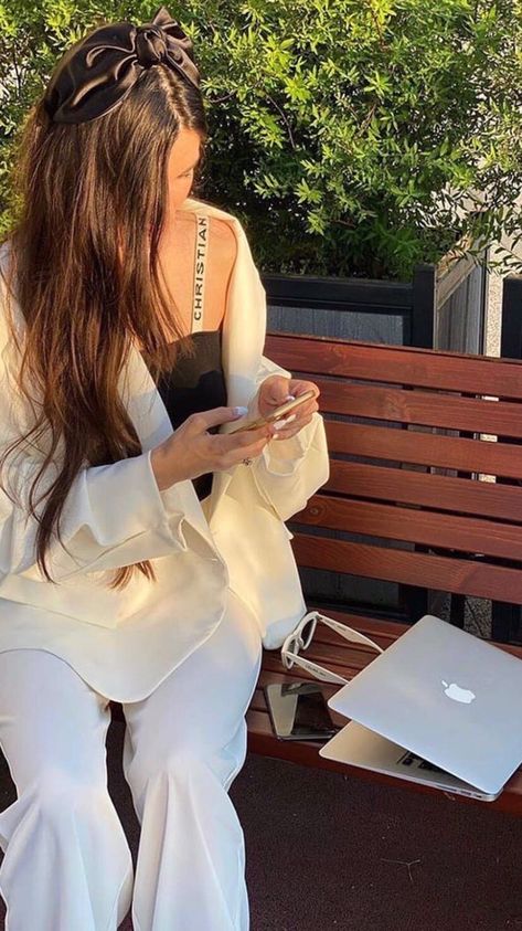 Goa Outfits, Famous Outfits, Rich Girl Lifestyle, Couture Wedding Gowns, Luxury Girl, Elegant Dresses Classy, Backless Prom Dresses, Mood Board Fashion, Feminine Outfit