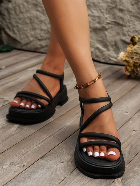 Thick Sandals Outfit, Sandal Platform Outfit, Platform Wedge Sandals Outfit, Summer Sandals 2024, Summer Footwear Women, Summer Shoes 2024, Shoe Ideas For Women, Black Platform Sandals Outfit, Black Sandals Platform