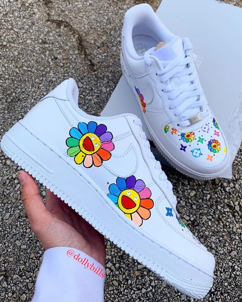 Sepatu Air Jordan, Custom Painted Shoes, Custom Shoes Diy, Sneaker Nike, Custom Nike Shoes, Personalized Shoes, Nike Air Shoes, Cute Nike Shoes, Takashi Murakami