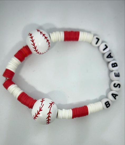 Baseball Bracelet Diy, Baseball Bracelet, Heishi Bracelet, Jewerly Making, Baseball Season, Bracelet Diy, Sports Baseball, Handmade Bracelets, Craft Ideas