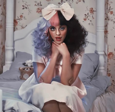 Melanie Martinez Pfp Anime, Melanie Martinez Coquette Icons, Pink Aesthetic Melanie Martinez, Melanie Martinez Trilogy Tour Pfp, Mealine Martinez Aesthetic Icon, Melanie Martinez Dollhouse, Melanie Martinez Anime, Dollhouse Melanie, Mel Aesthetic