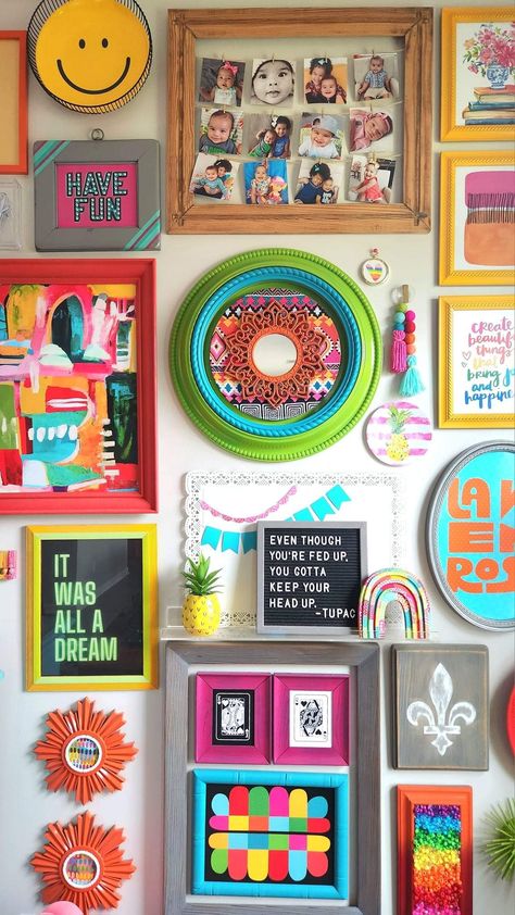 Bright Hallway Ideas, Diy Eclectic Decor, Mixed Media Furniture, Funky Eclectic Decor, Bright Hallway, Colouring Wall, Kids Gallery Wall, Eclectic Wall Decor, Gallery Wall Bedroom